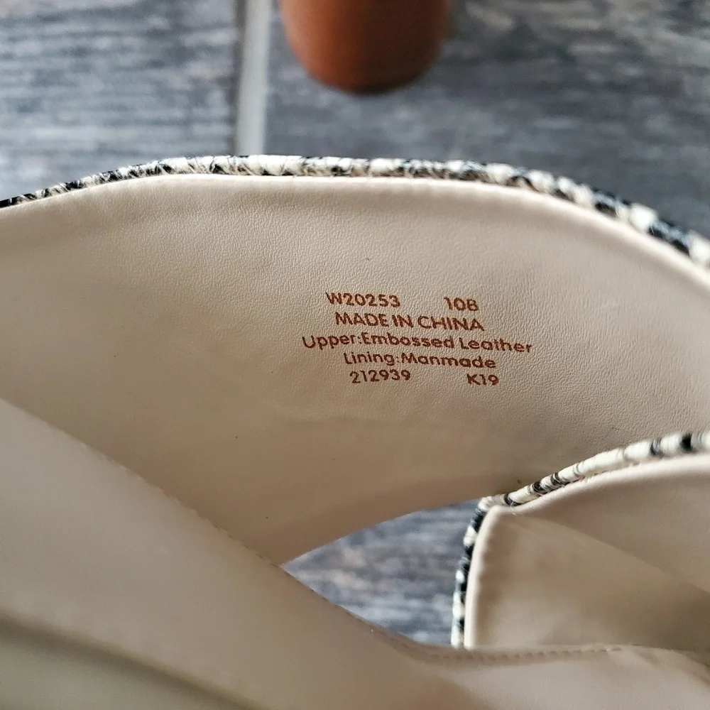 NEW Cole Haan Dakota Snakeskin Print Sandals